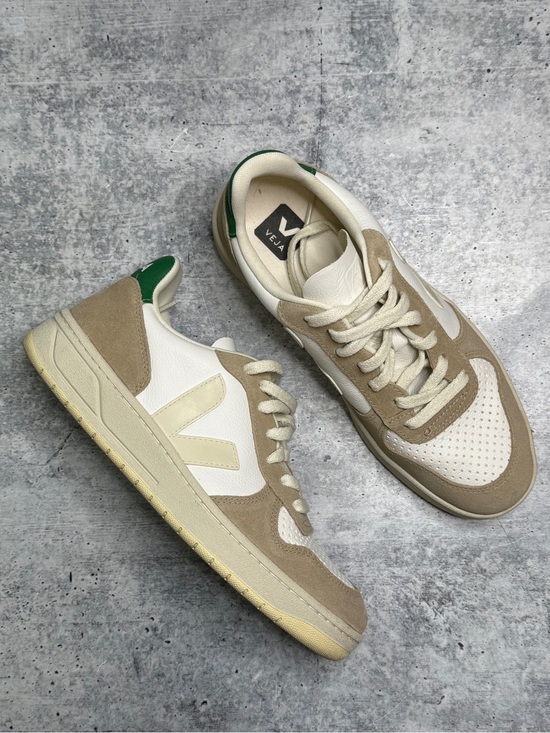 Veja Shoes - Veja V-10 sneakers Extra White Sahara Emeraude 39